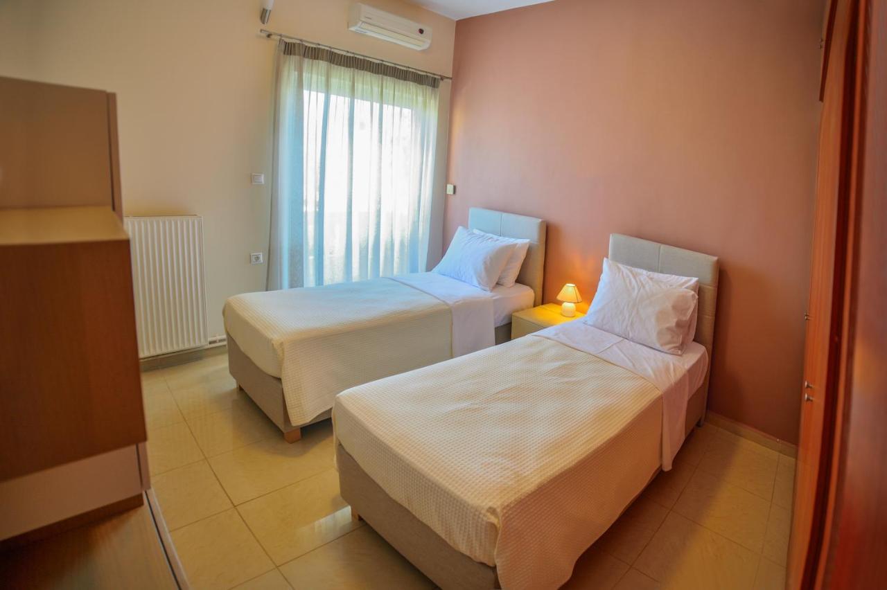 Mpoulakis Apartment 98 Kissamos Bagian luar foto
