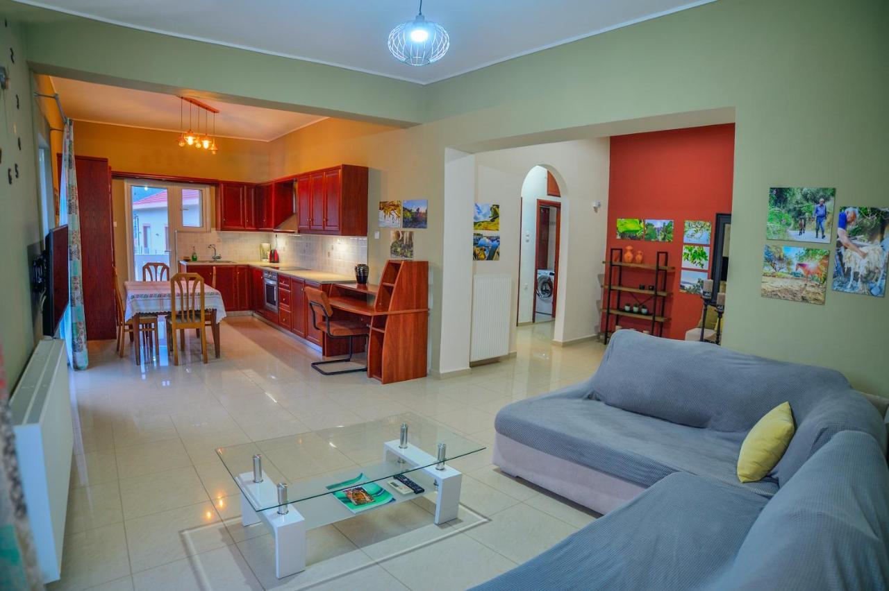 Mpoulakis Apartment 98 Kissamos Bagian luar foto